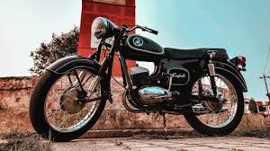 rajdoot 350  bike price in 1990